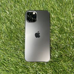 Apple iPhone 12 Pro 512 GB Graphite AT&T With Case