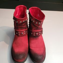 Kelsi Dagger Max Red Ankle Boots with Decorative Rivets, Size 6