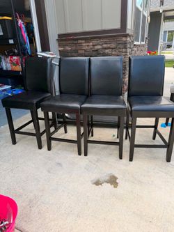 Counter top chairs