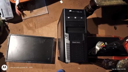 Gaming pc and monitor
