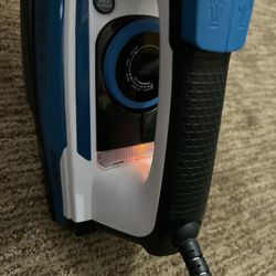 Deli Nanoceramic Steam Iron with Fast Heat,