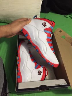 Brand New Chicago 10's 6.5