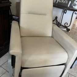 Fully Reclining Chair, Medical, Great shape