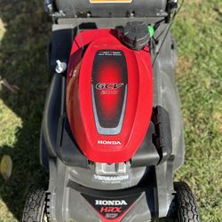 Lawnmower Honda HRX217 Gas Lawn Mower 