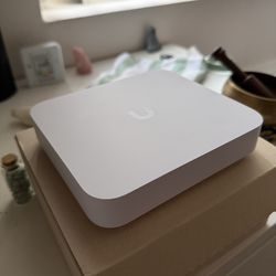 Unify Gateway - UXG MAX