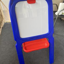 Easel For Kids Age 3 And Up, Crayola 3-in-1 Magnetic Double Easel with Letters and Numbers