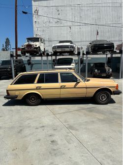 1985 Mercedes-Benz 300