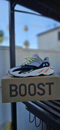 Yeezy 700 waverunner