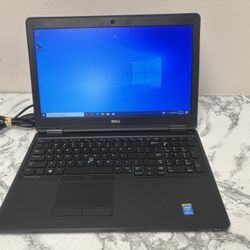 Dell Latitude E5550 i5-5200 2.20Ghz 256Ssd 8Gb win 10 w charger
