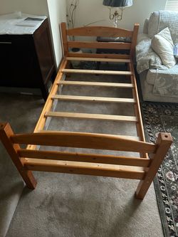 Solid wood twin bed frame