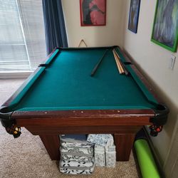 Pool Table Green On Good Condition 