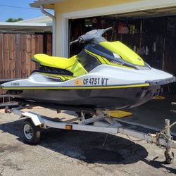 2020 Yamaha EX Jet Ski