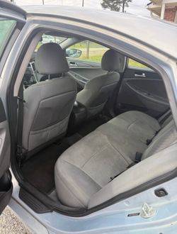 2013 Hyundai Sonata • GL Sedan 4D