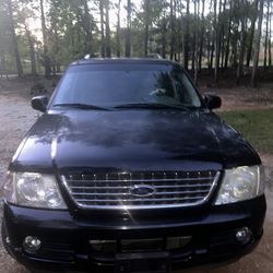 2004 Ford Explorer