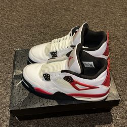 Air Jordan 4 Retro