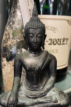 bronze Buddha statue 18” Vintage