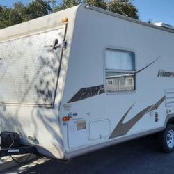 2008 Rockwood Roo Travel Trailer 