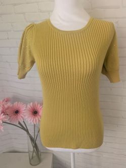 Tahari blouse size S