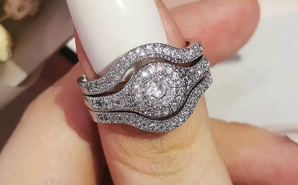 Engagement Ring With Box