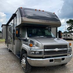 Spacious 2007 Gulf Stream Endura 6331 RV w/ 2 Slide-Outs