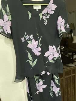 Two Pieces Skirt And Matching  Blouse 