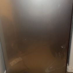 Whirlpool Mini fridge