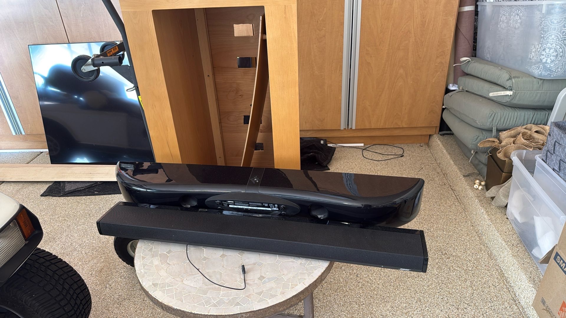 Sound Bar(s)