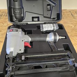 Porter-Cable
Pneumatic 16-Gauge 2-1/2 in. Nailer Kit