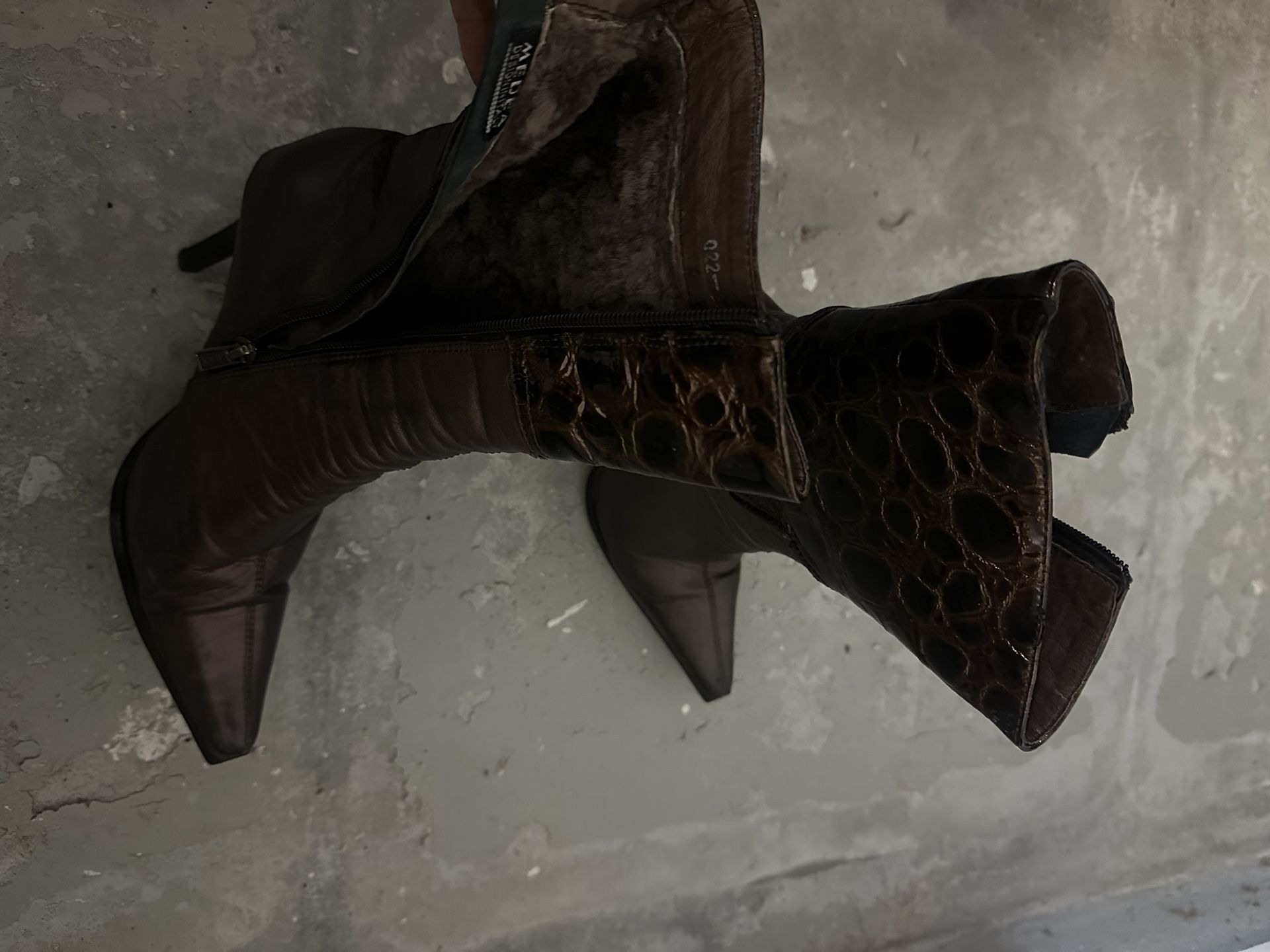 Leather Boots Size 6