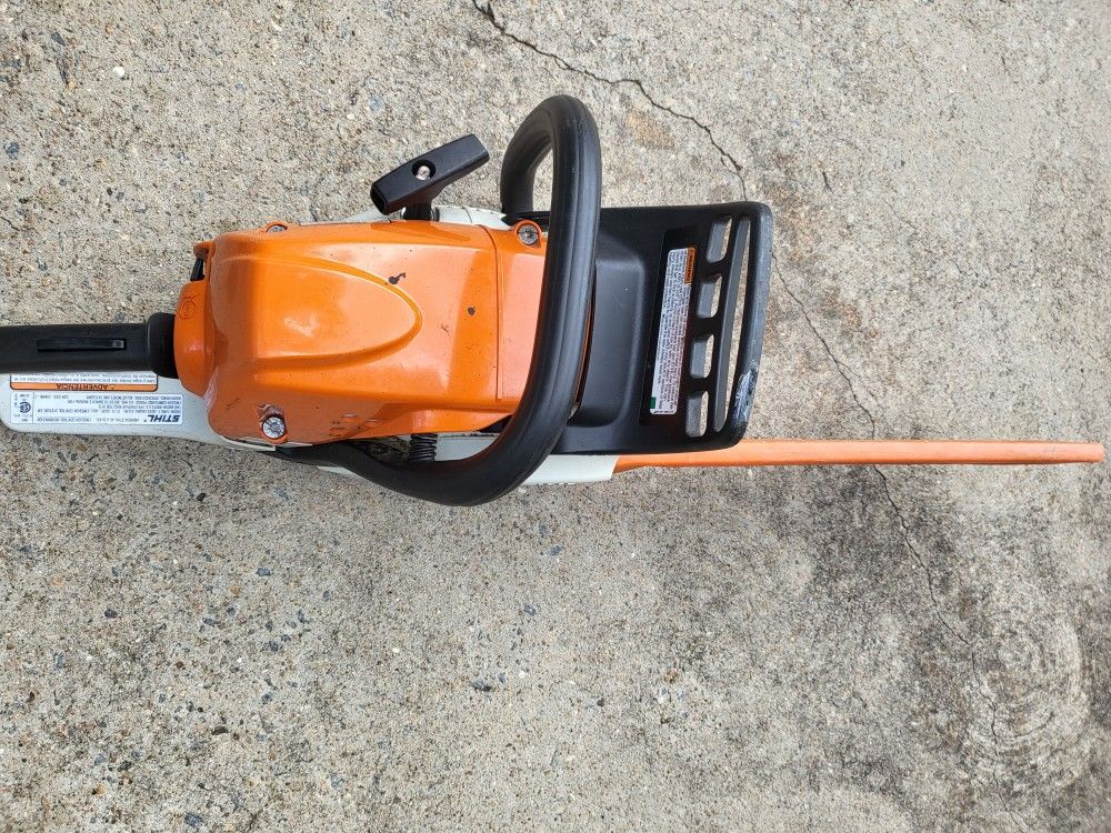 Stihl Chainsaw MS 251