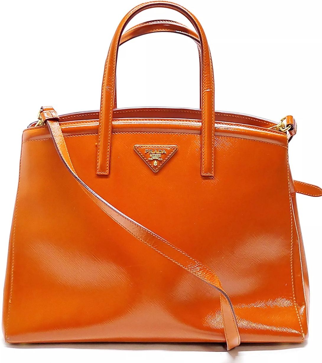 Gorgeous and in excellent condition authentic Prada tote bag with authenticity card. Beautiful color