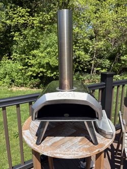 Ooni Karu 12 Multi-fuel Pizza Oven