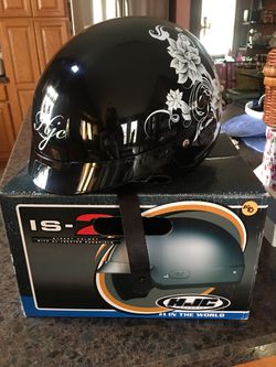 HJC WOMENS MOTORCYCLE HELMET-SIZE SMALL