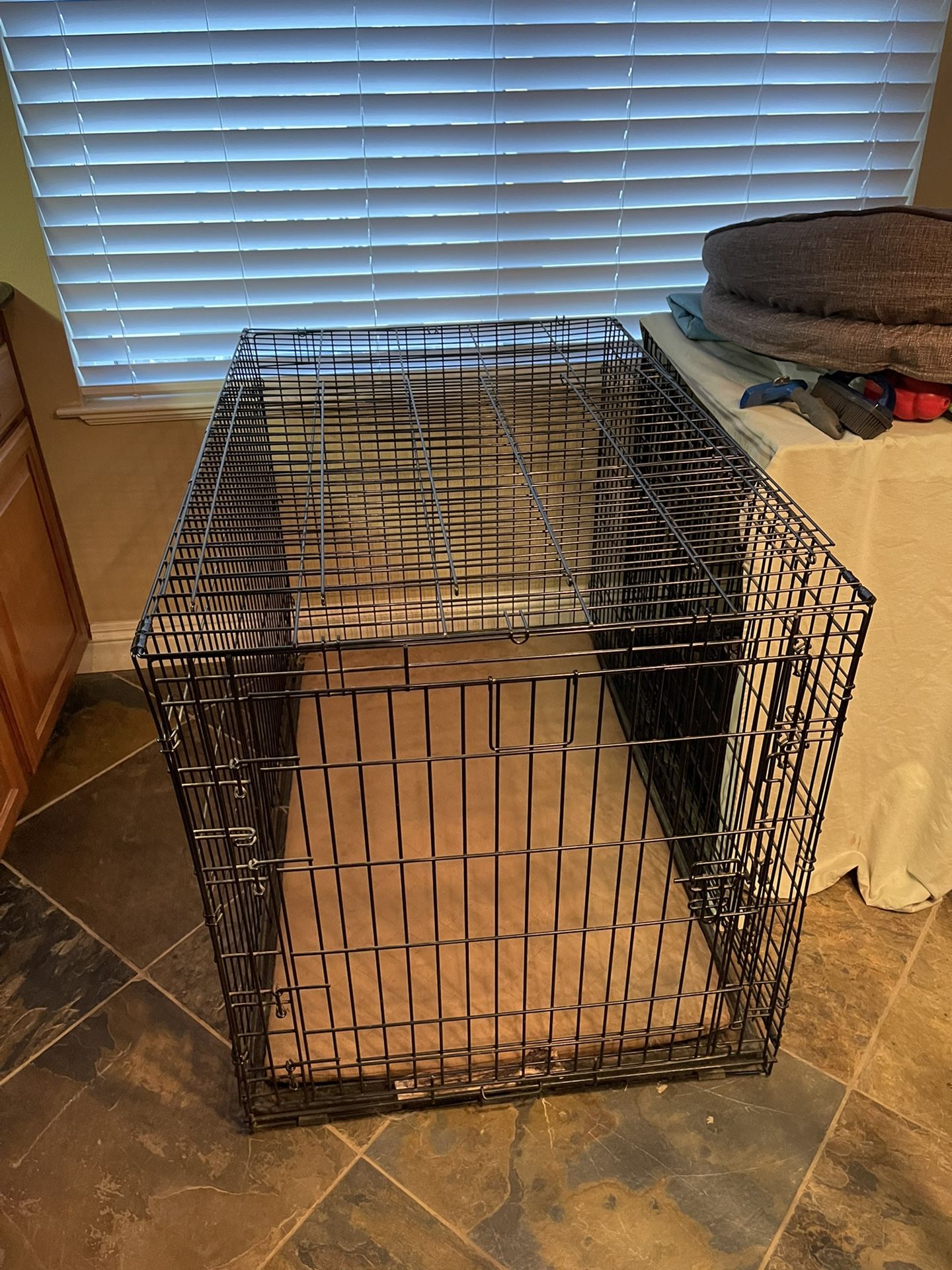XL Dog Kennel