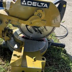 Delta Miter Saw 36-220