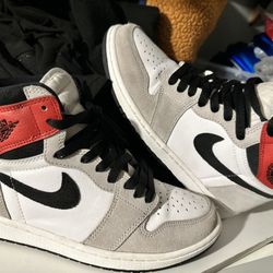 Nike Air Jordan 1 Retro High OG 'Light Smoke Grey' 