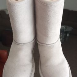Warm Women's Boots Size 7