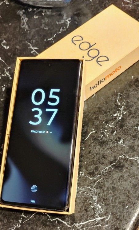 Moto Edge 2024 BRAND NEW 