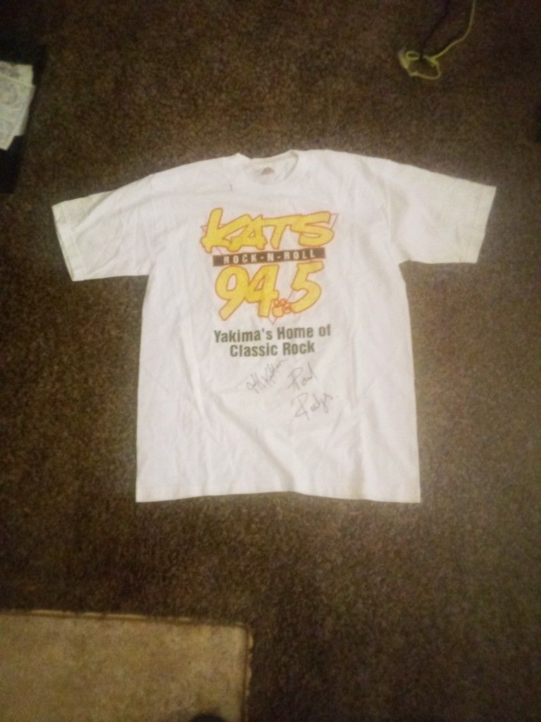 Authentic Paul Rodgers & Jeff Kathan Of Bad Company Autographed T-shirt