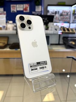 iPhone 16 Pro Max 256GB AT&T Pre-owned