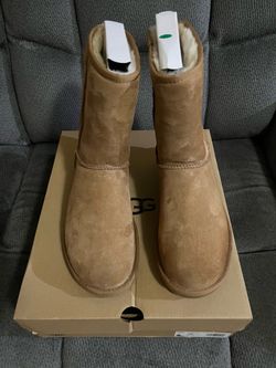 UGG Classic Short Boots size 10