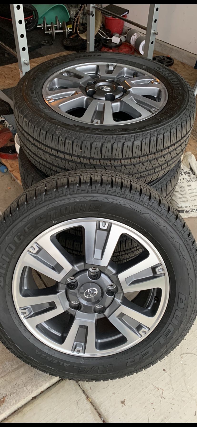 Toyota Tundra wheels, 2020 platinum 20’s