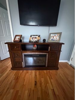 Beautiful TV Stand with Electric Fireplace – Good Condition