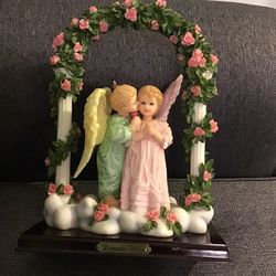 Leonardo Collection Seraphim Angels Garden arch Gate