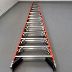 Werner T7414 Fiberglass Twin Stepladder