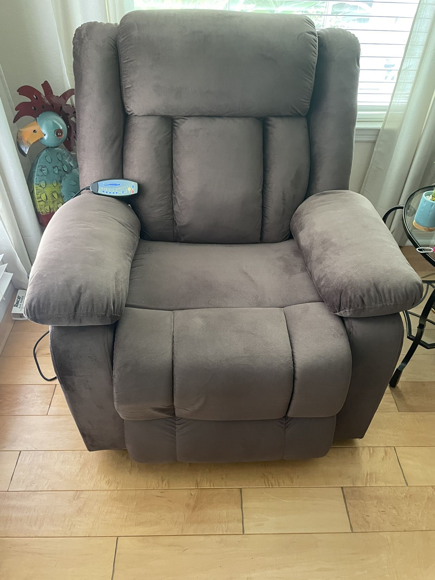 1 Ea. Electric Recliner Chair