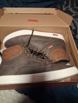 Levi's size 10