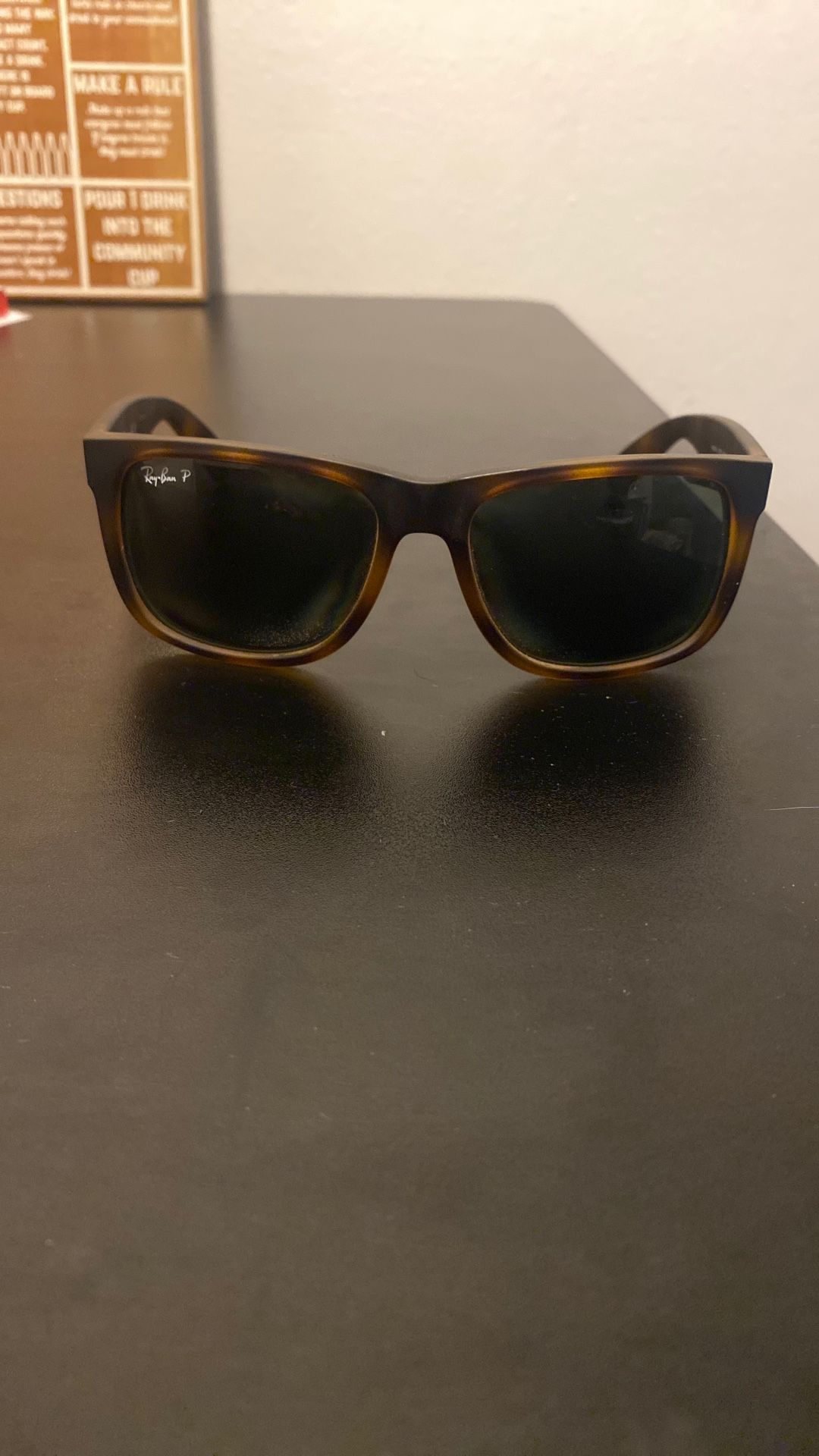 Ray Ban Sun Glasses With Case