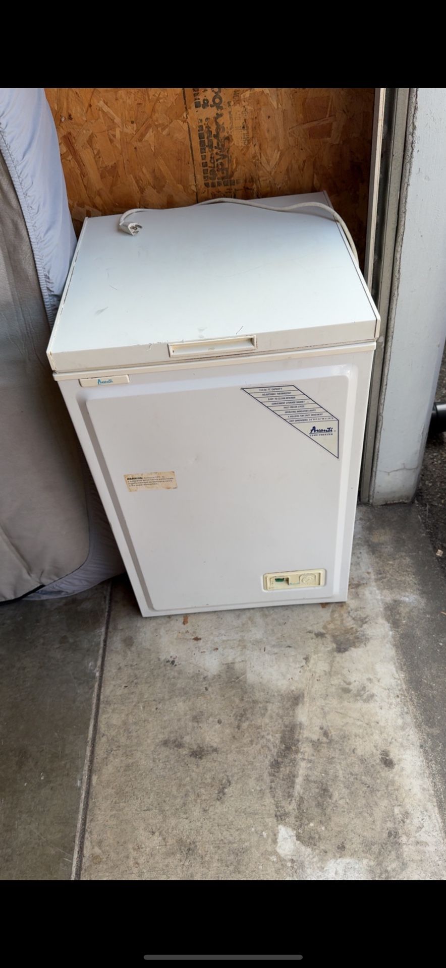 Avanti Deep Freezer