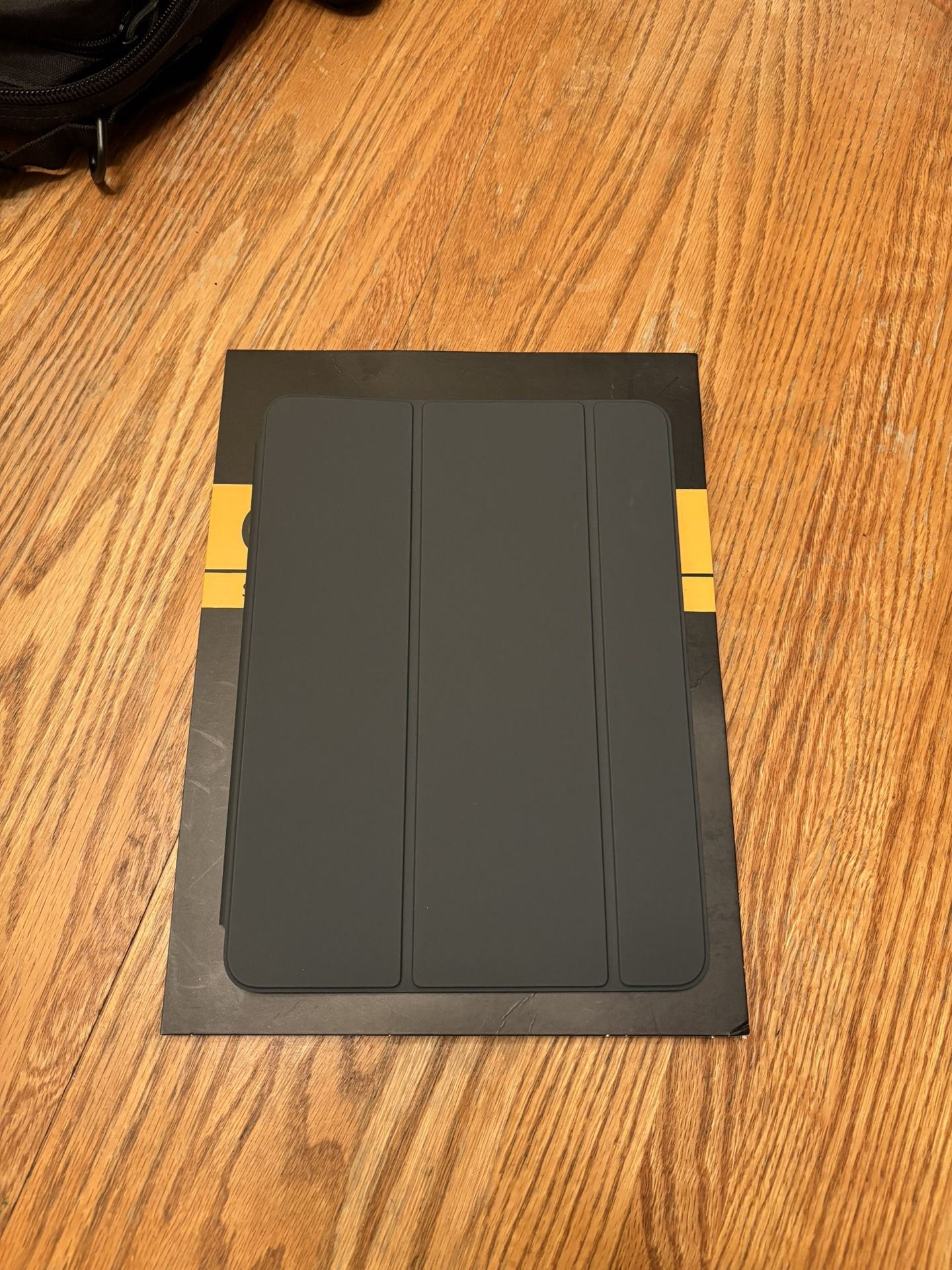 Apple Smart Folio for iPad Air 11-inch (M3) and iPad Air 11-inch (M2) - Charcoal Gray